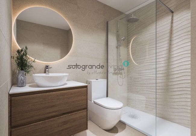 2 bedroom Apartment for sale in Estepona with garage - € 328,000 (Ref: 7905503)