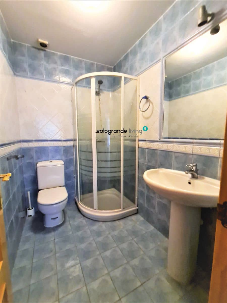 6 slaapkamer Villa voor vakantieverhuur in Sotogrande met garage - € 6.000 (Ref: 7936558)