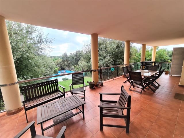 6 bedroom Villa for holiday rental in Sotogrande Alto, San Roque with garage - € 6,000 (Ref: 7936558)