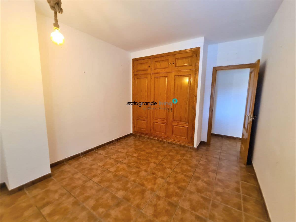 6 slaapkamer Villa voor vakantieverhuur in Sotogrande met garage - € 6.000 (Ref: 7936558)