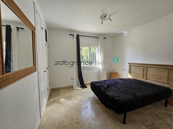 4 camera da letto Villa in vendita in La Alcaidesa con garage - 875.000 € (Rif: 7970192)