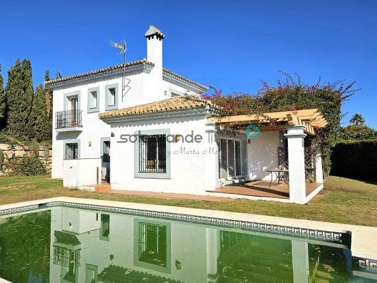 4 camera da letto Villa in vendita in La Alcaidesa con garage - 875.000 € (Rif: 7970192)
