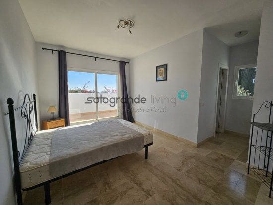 4 camera da letto Villa in vendita in La Alcaidesa con garage - 875.000 € (Rif: 7970192)