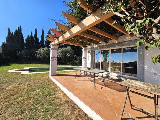 4 camera da letto Villa in vendita in La Alcaidesa con garage - 875.000 € (Rif: 7970192)