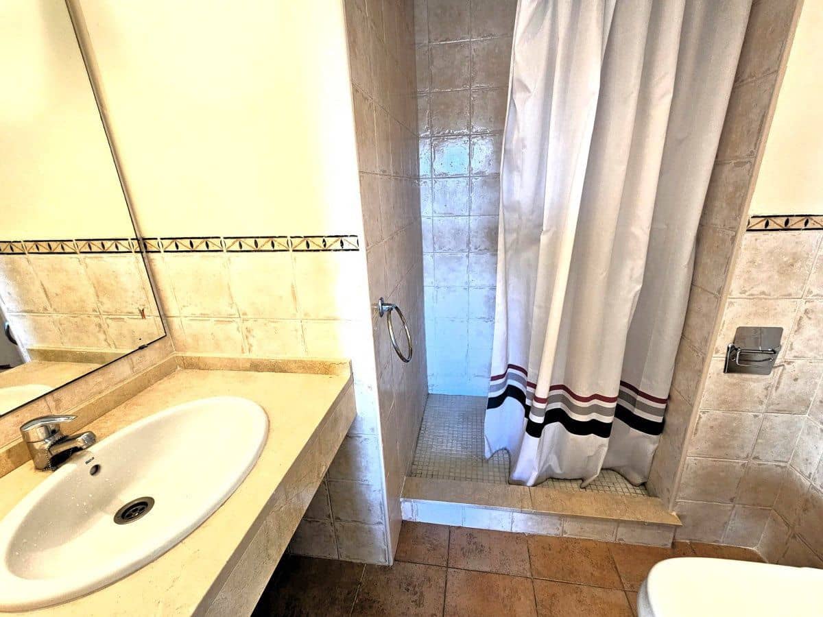 2 soverom Hus til salgs i La Alcaidesa - € 300 000 (Ref: 7994463)