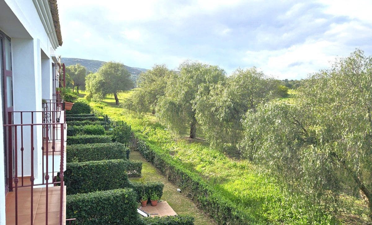 2 soverom Hus til salgs i La Alcaidesa - € 300 000 (Ref: 7994463)