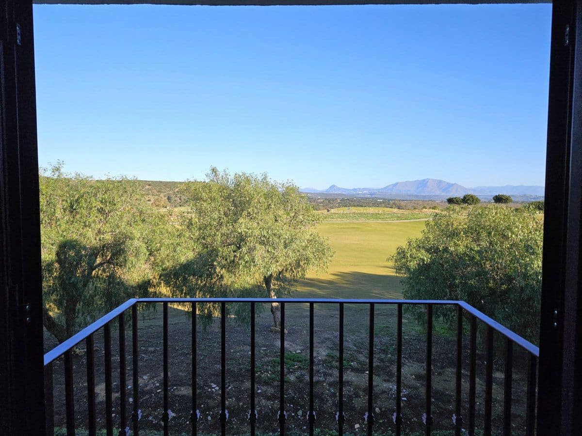 2 soverom Hus til salgs i La Alcaidesa - € 300 000 (Ref: 7994463)