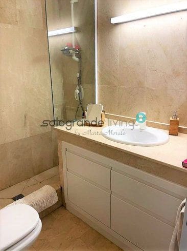 3 sovrum Lägenhet att hyra i Sotogrande med garage - 1 600 € (Ref: 8005708)