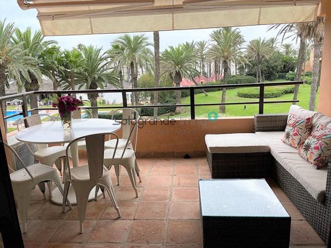 3 sovrum Lägenhet att hyra i Sotogrande med garage - 1 600 € (Ref: 8005708)