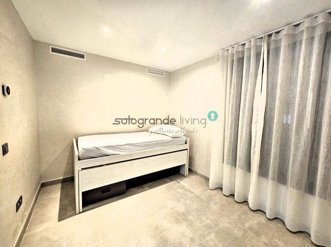 4 soveværelse Villa til leje i Sotogrande - € 7.500 (Ref: 8069645)