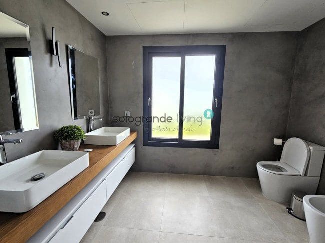 4 soveværelse Villa til leje i Sotogrande - € 7.500 (Ref: 8069645)