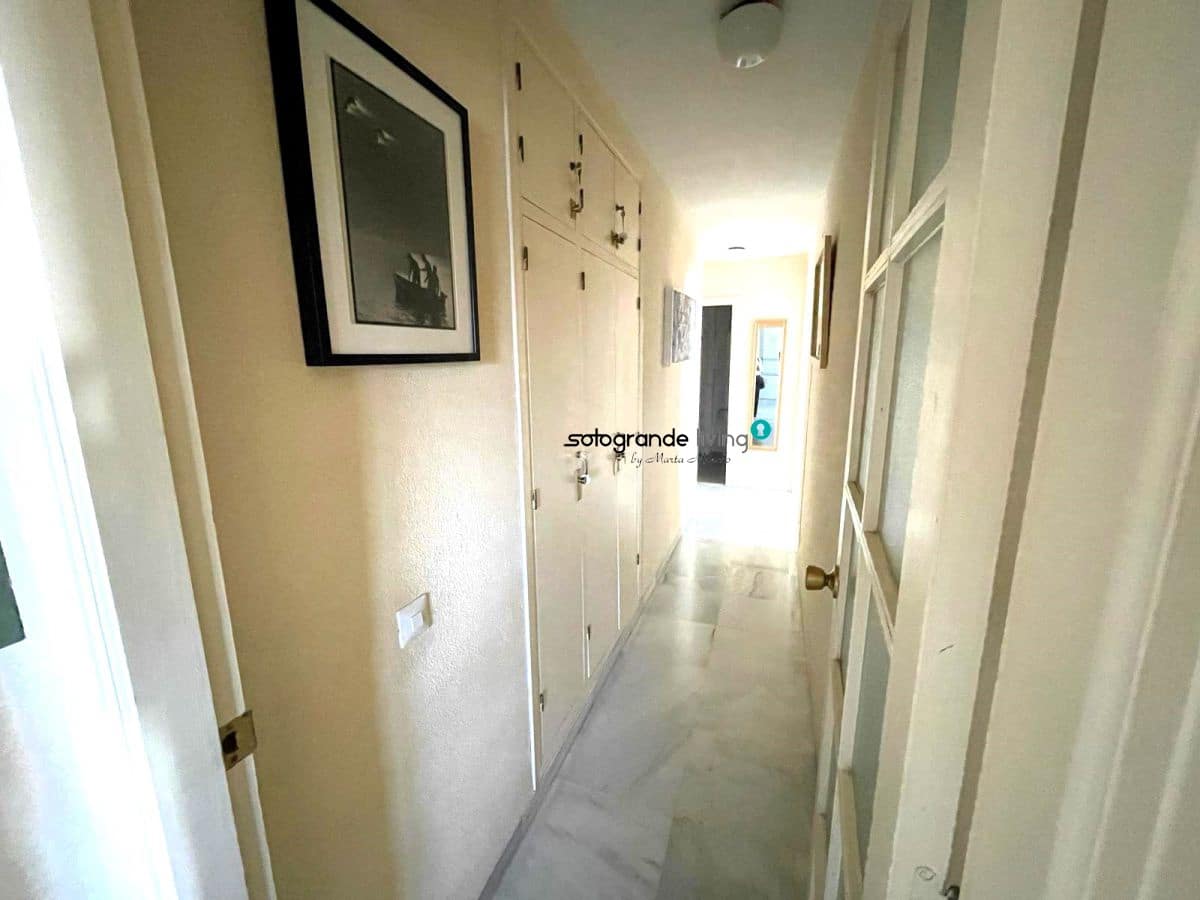 3 bedroom Apartment for sale in Estepona - € 595,000 (Ref: 8101224)