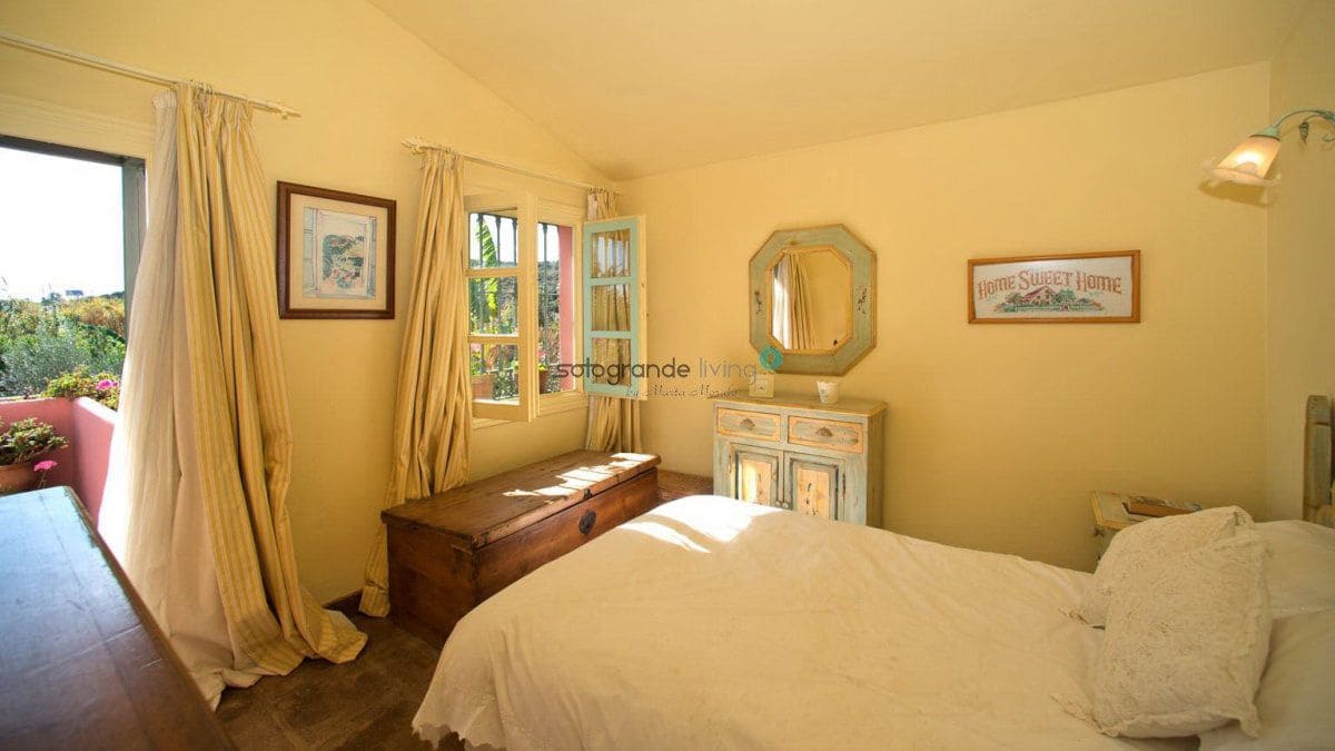 3 Zimmer Finca/Landgut zu verkaufen in Estepona - 875.000 € (Ref: 8131676)