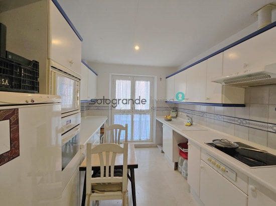 4 chambre Appartement à vendre à Sotogrande avec garage - 1 095 000 € (Ref: 8135552)