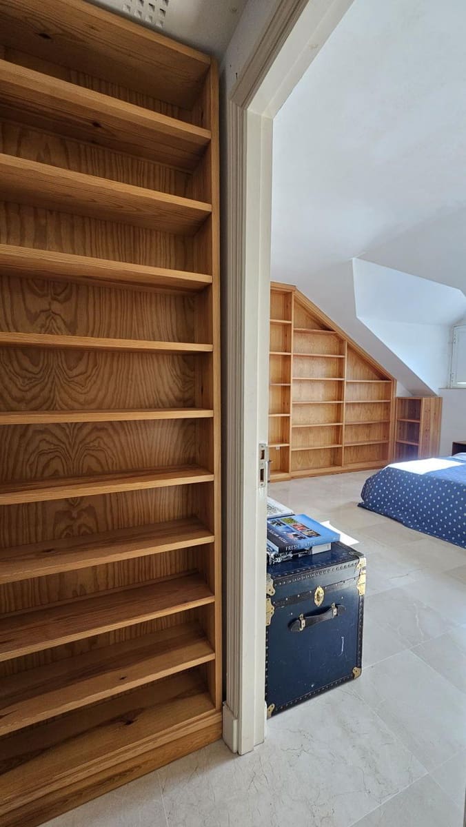 4 bedroom Apartment for sale in Sotogrande with garage - € 1,300,000 (Ref: 8135552)