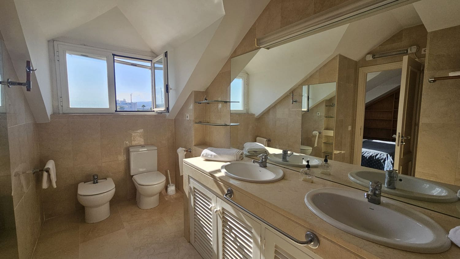 4 bedroom Apartment for sale in Sotogrande with garage - € 1,300,000 (Ref: 8135552)