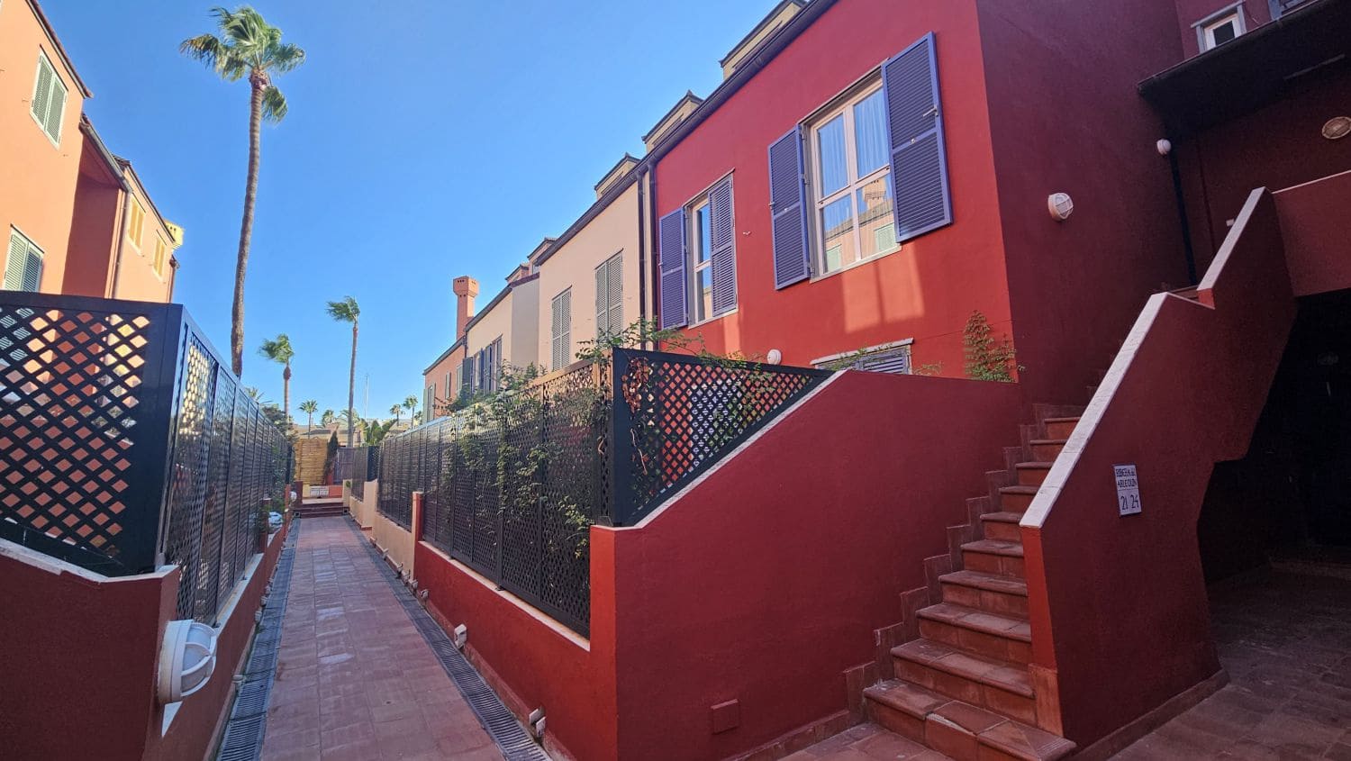 4 bedroom Apartment for sale in Sotogrande with garage - € 1,300,000 (Ref: 8135552)