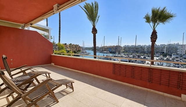 4 slaapkamer Appartement te koop in Sotogrande, San Roque met garage - € 1.300.000 (Ref: 8135552)