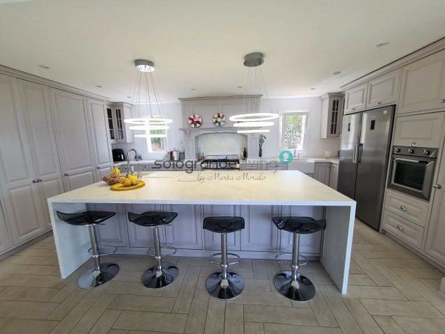   7 soveværelse   ferieVilla i Sotogrande, San Roque   - € 5.000 (Ref: 8169399)