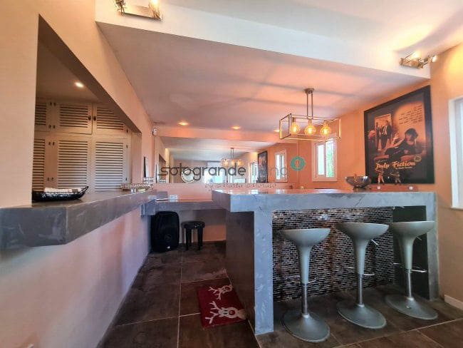 7 bedroom Villa for holiday rental in Sotogrande - € 5,000 (Ref: 8169399)