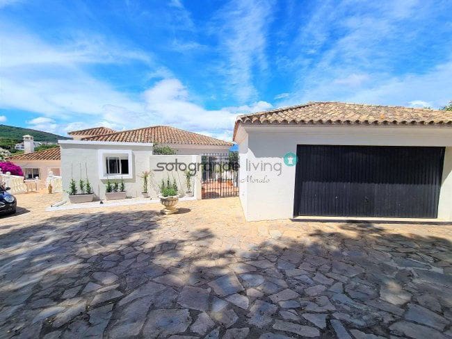 7 bedroom Villa for holiday rental in Sotogrande - € 5,000 (Ref: 8169399)