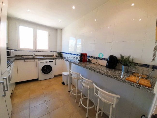 3 makuuhuone Huoneisto lomavuokrausta paikassa Sotogrande mukana 
autotalli - 2 500 € (Ref: 8196688)