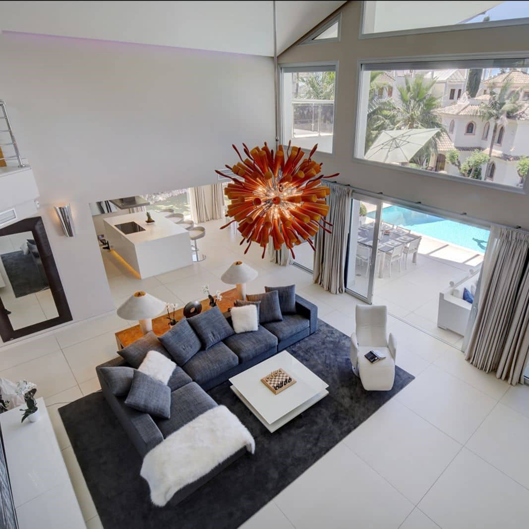 5 bedroom Villa for sale in Marbella - € 3,950,000 (Ref: 8242579)