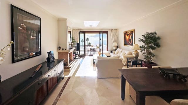 3 Zimmer Penthouse zu verkaufen in New Golden Mile, Estepona mit Garage - 1.295.000 € (Ref: 8242581)