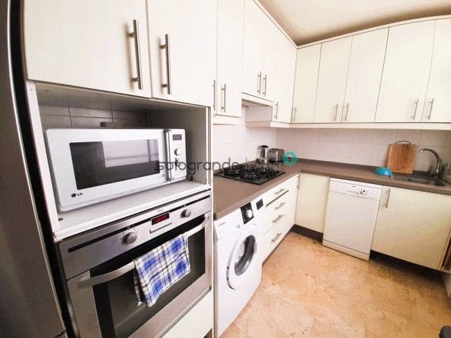 3 bedroom Apartment for rent in Sotogrande with garage - € 2,750 (Ref: 8247466)