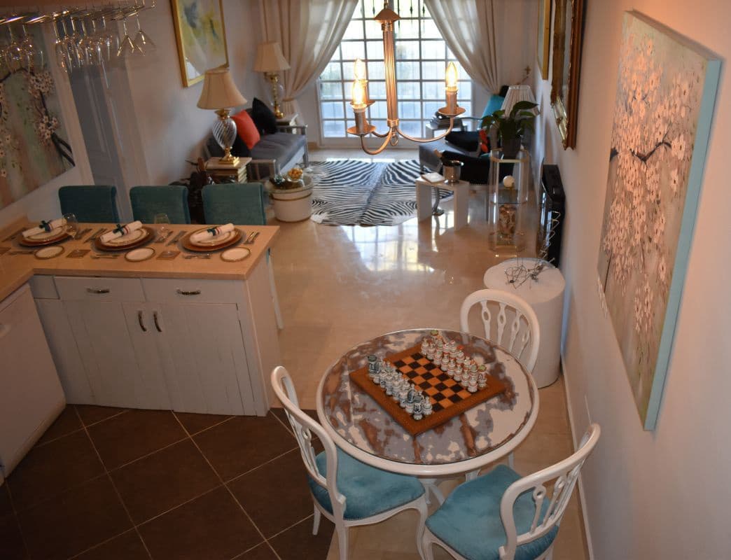 2 bedroom Apartment for sale in Marbella with garage - € 495,000 (Ref: 8310503)