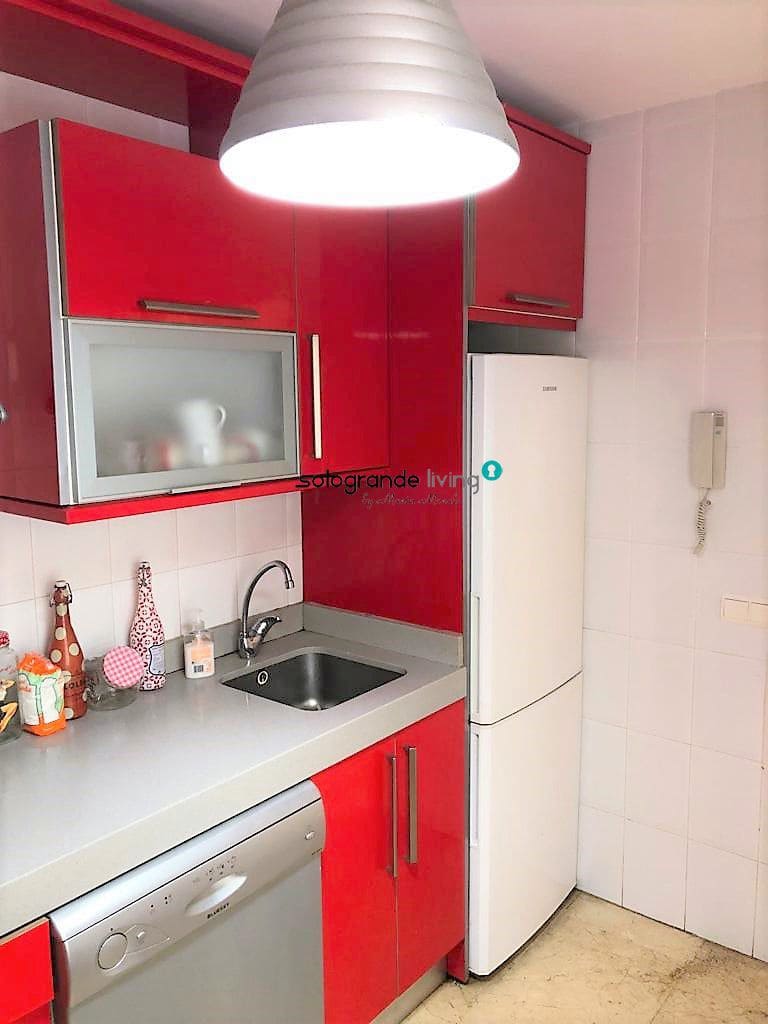 2 makuuhuone Huoneisto lomavuokrausta paikassa Sotogrande mukana 
autotalli - 6 000 € (Ref: 8370613)