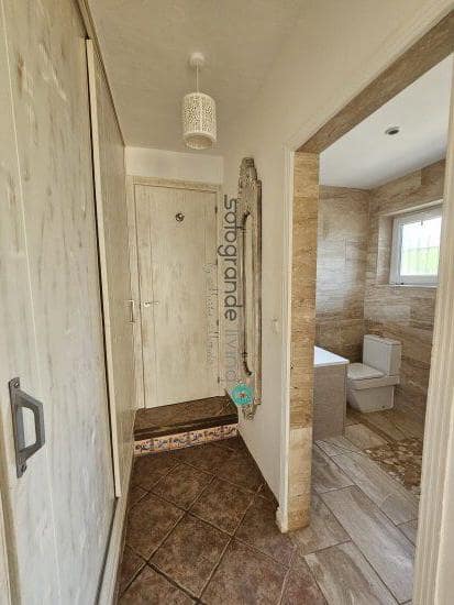 3 slaapkamer Villa te koop in Manilva met garage - € 2.750.000 (Ref: 8373492)