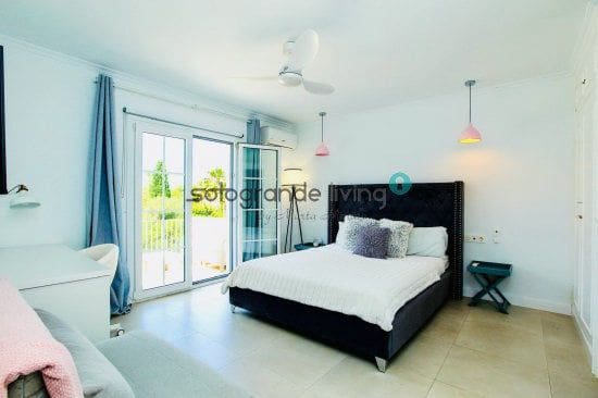 4 bedroom Villa for holiday rental in Sotogrande - € 30,000 (Ref: 8382636)