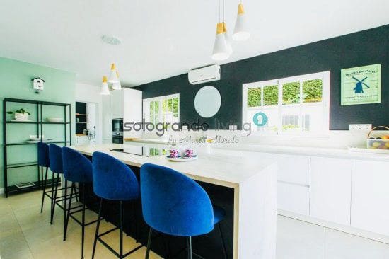 4 bedroom Villa for holiday rental in Sotogrande - € 30,000 (Ref: 8382636)