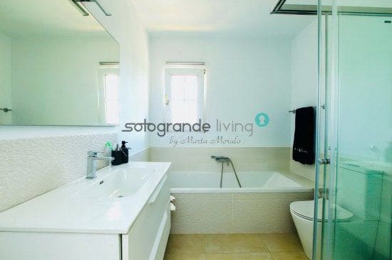 4 bedroom Villa for holiday rental in Sotogrande - € 30,000 (Ref: 8382636)