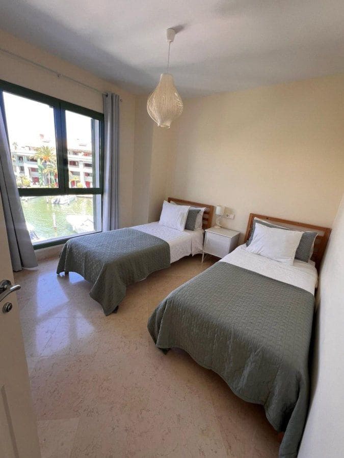 3 camera da letto Appartamento da affitare come casa vacanza in Sotogrande con garage - 3.375 € (Rif: 8385101)