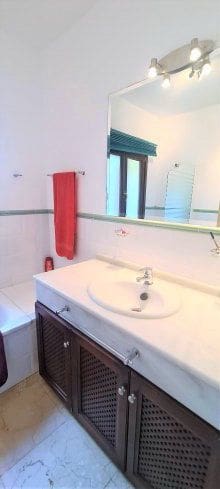 5 slaapkamer Villa voor vakantieverhuur in Sotogrande - € 30.000 (Ref: 8385102)