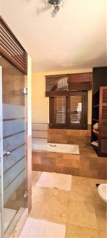 5 slaapkamer Villa voor vakantieverhuur in Sotogrande - € 30.000 (Ref: 8385102)