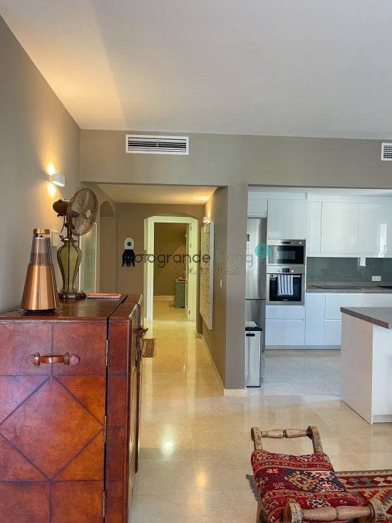 4 soveværelse Lejlighed til salg i Sotogrande - € 1.300.000 (Ref: 8404752)