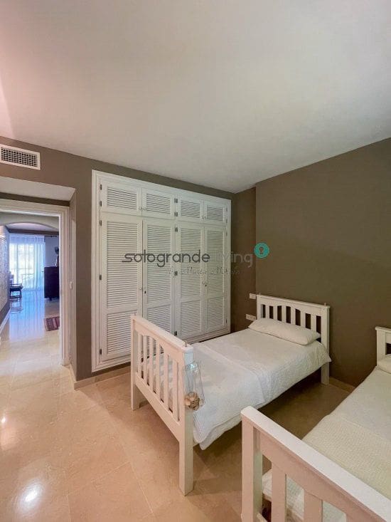 4 soveværelse Lejlighed til salg i Sotogrande - € 1.300.000 (Ref: 8404752)