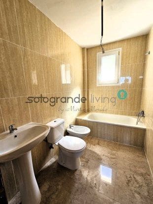 3 chambre Appartement à vendre à Manilva - 325 000 € (Ref: 8417559)