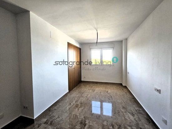 3 chambre Appartement à vendre à Manilva - 325 000 € (Ref: 8417559)