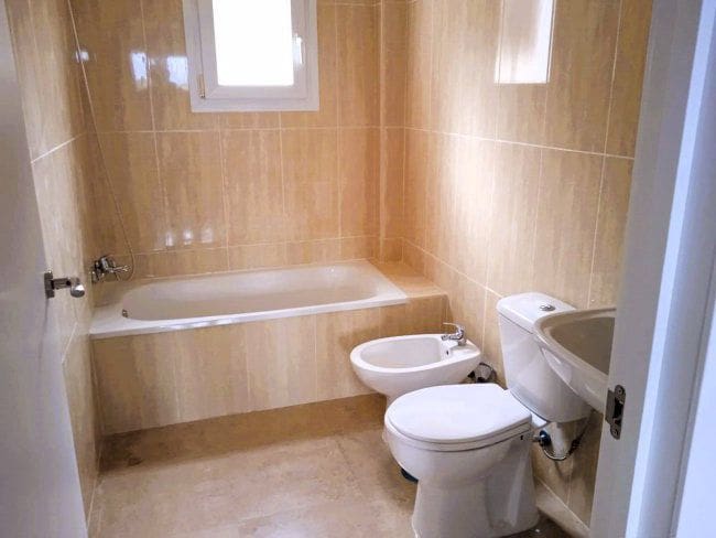 2 makuuhuone Huoneisto myytävänä paikassa Manilva - 185 000 € (Ref: 8417562)