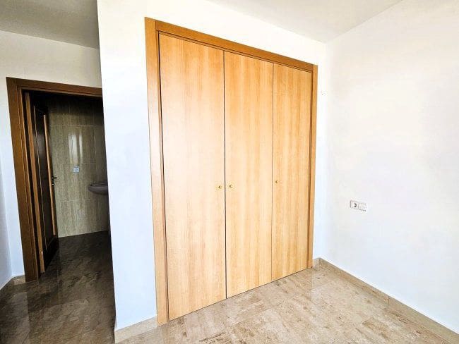 2 chambre Appartement à vendre à Manilva - 194 000 € (Ref: 8417563)