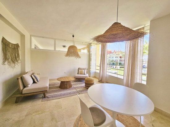 3 makuuhuone Huoneisto vuokrattavana paikassa Sotogrande, San Roque - 2 100 € (Ref: 8421149)