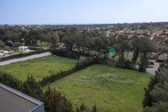 Grunde uden byggetilladelser til salg i Sotogrande - € 1.200.000 (Ref: 8448207)