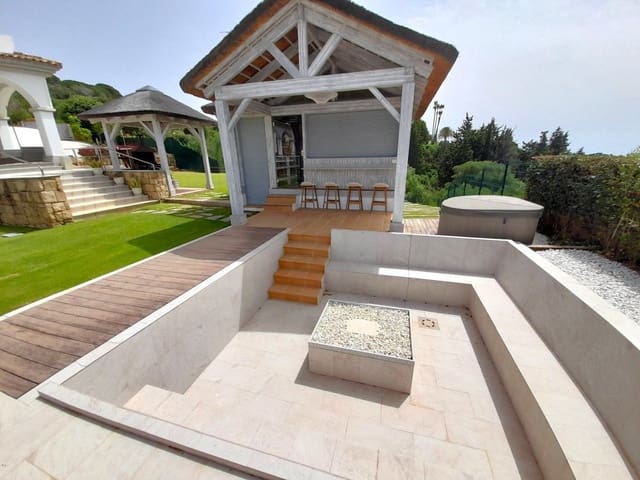 4 Zimmer Villa zu verkaufen in Sotogrande, San Roque - 2.500.000 € (Ref: 8451893)