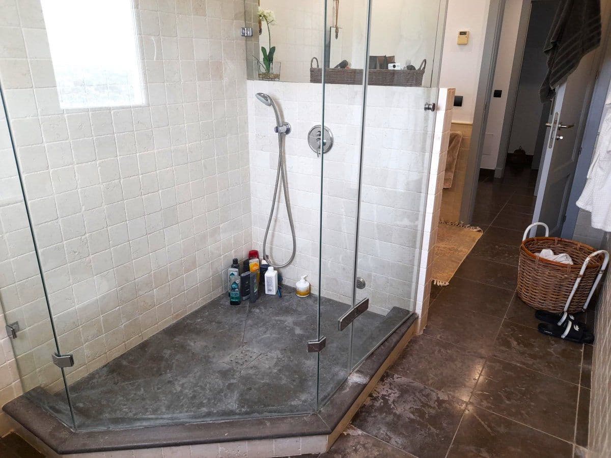 4 bedroom Villa for sale in Sotogrande - € 2,500,000 (Ref: 8451893)