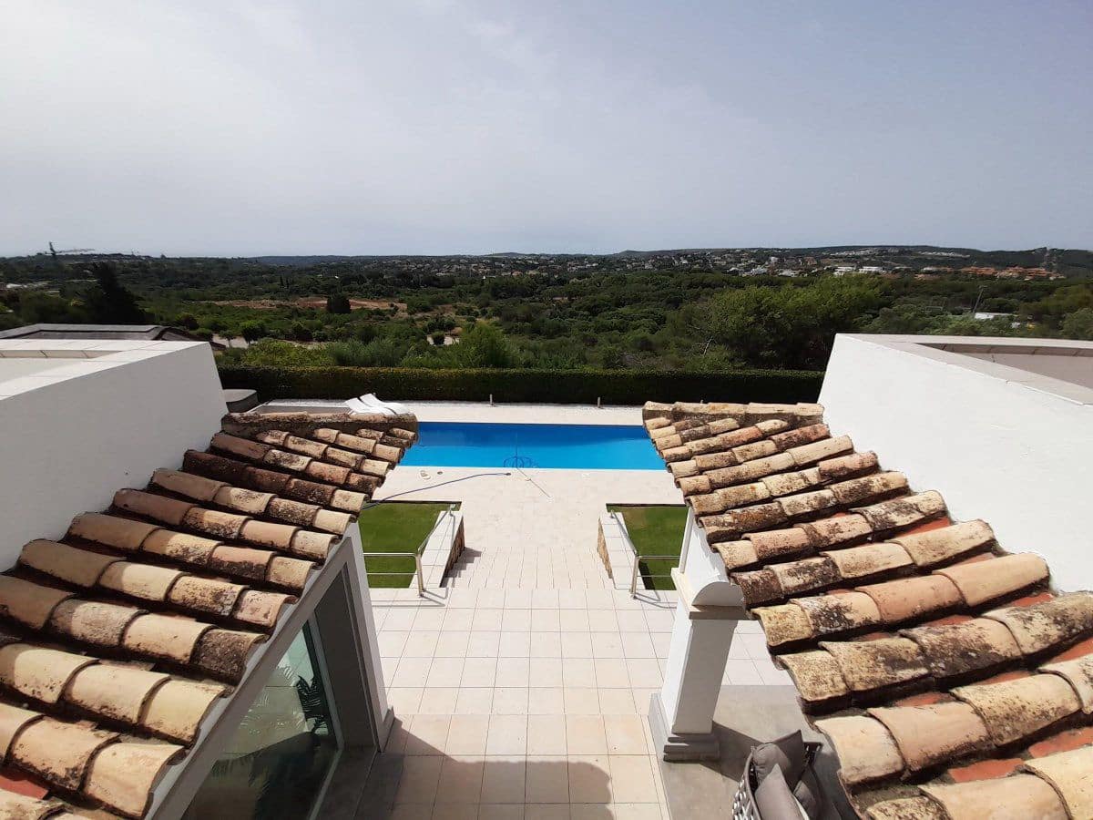 4 bedroom Villa for sale in Sotogrande - € 2,500,000 (Ref: 8451893)