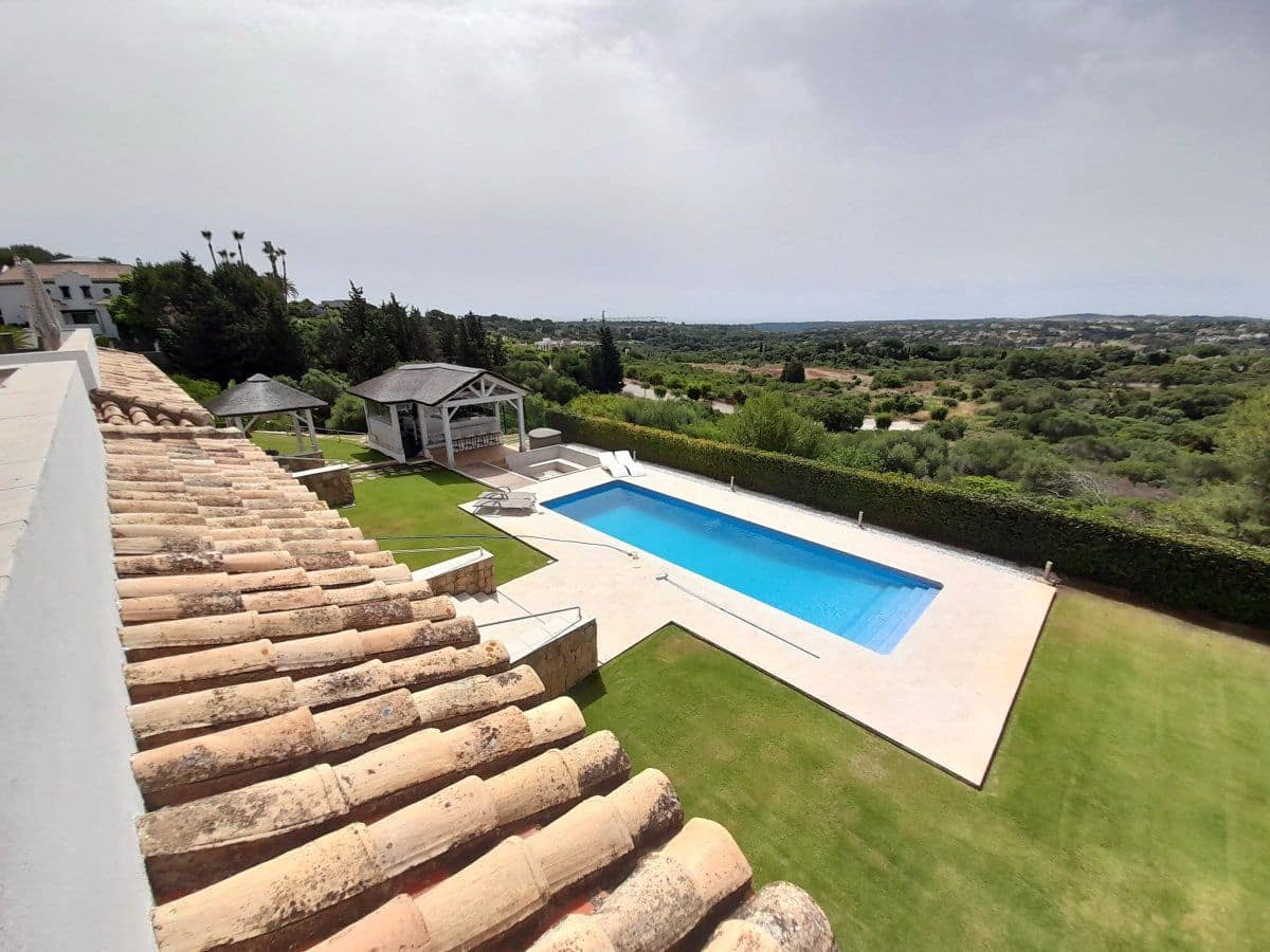 4 bedroom Villa for sale in Sotogrande - € 2,500,000 (Ref: 8451893)